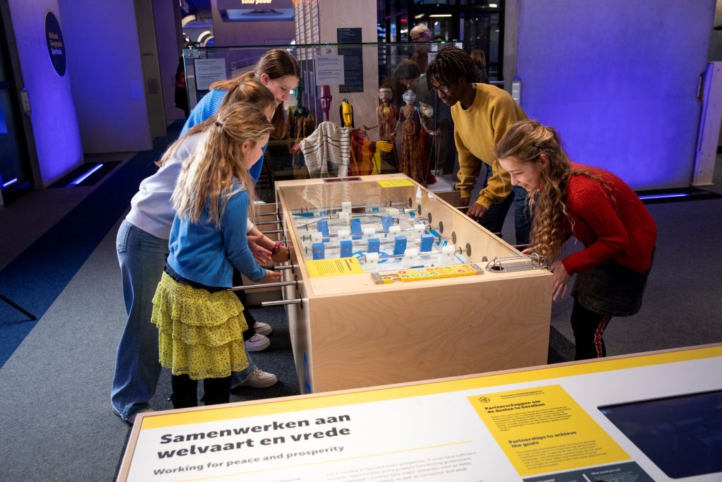 Nieuwsbrief Cultuurmenu. Museon-Omniversum: Voetbal met ons Superdierenelftal en leer van hun slimme technieken